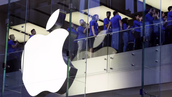 آبل تشدد قبضتها على App Store: اتفاقية مطورين جديدة تتيح تحصيل الرسوم عبر خصم مباشر من الأرباح